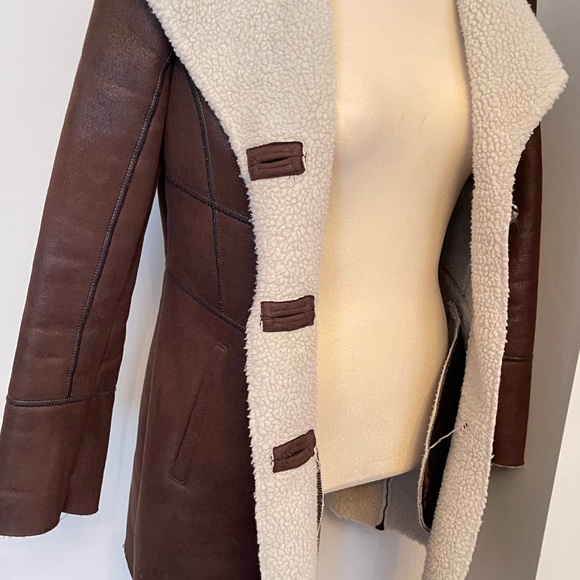 Stylish Winter jacket - Picture 2 of 4